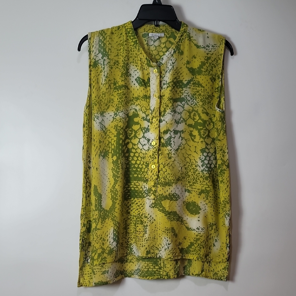 Shades Of Green Sleeveless Scales Blouse with Mandarin Collar